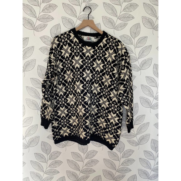 American Portrait Vintage Sweater, Size L - Picture 2 of 4